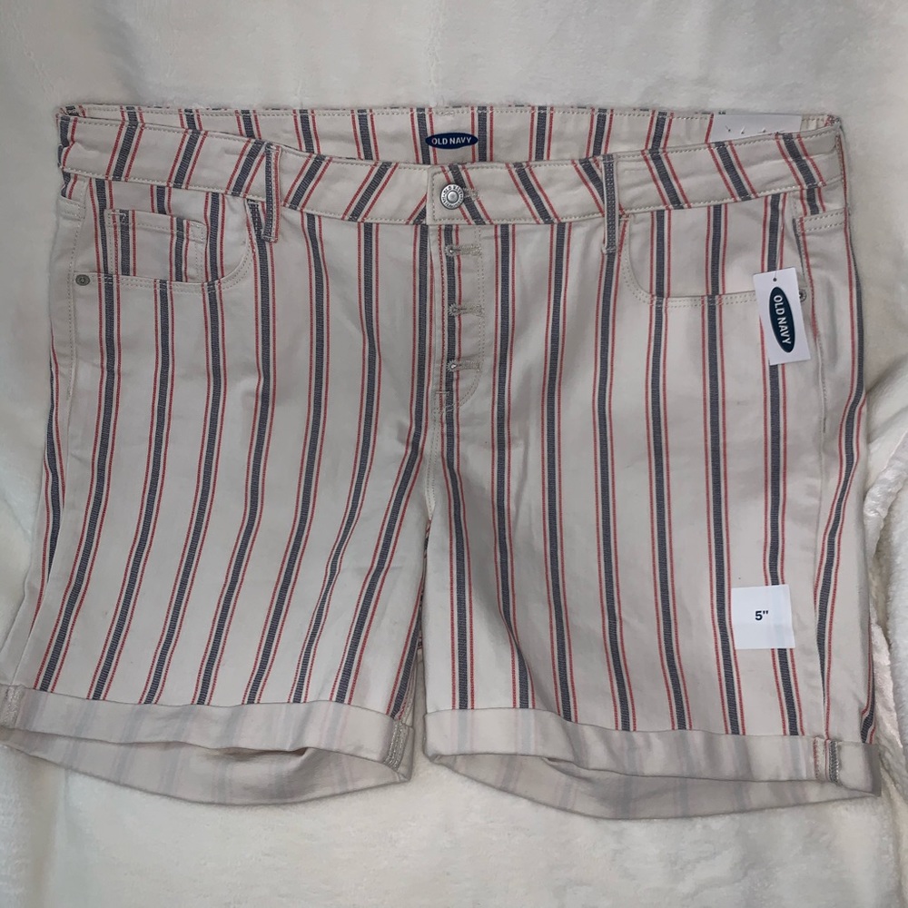 Old Navy Striped Denim Shorts 18 NWT Mid Rise